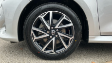 Toyota Yaris 1.5 Hybrid Design 5dr CVT Hybrid Hatchback